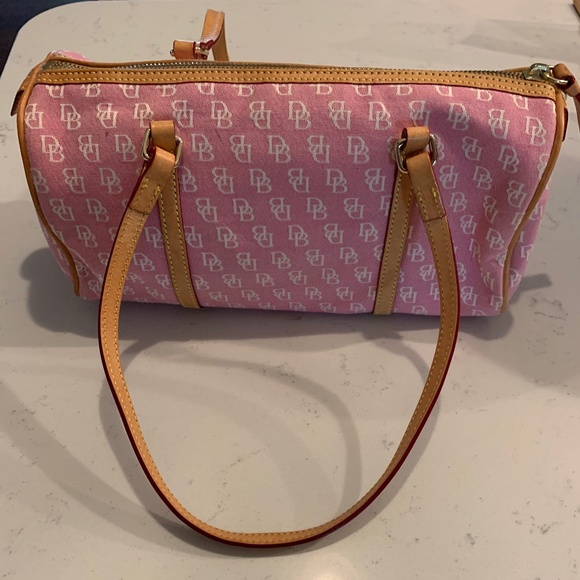 Dooney & Bourke - Women’s Barrel Bag / Purse NWOT - Picture 4 of 14